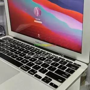 Apple MacBook Air 2015  • Processor, Intel Core i5 8GB Ram128GB SSD Storage Battery's lif Price in Ethiopia